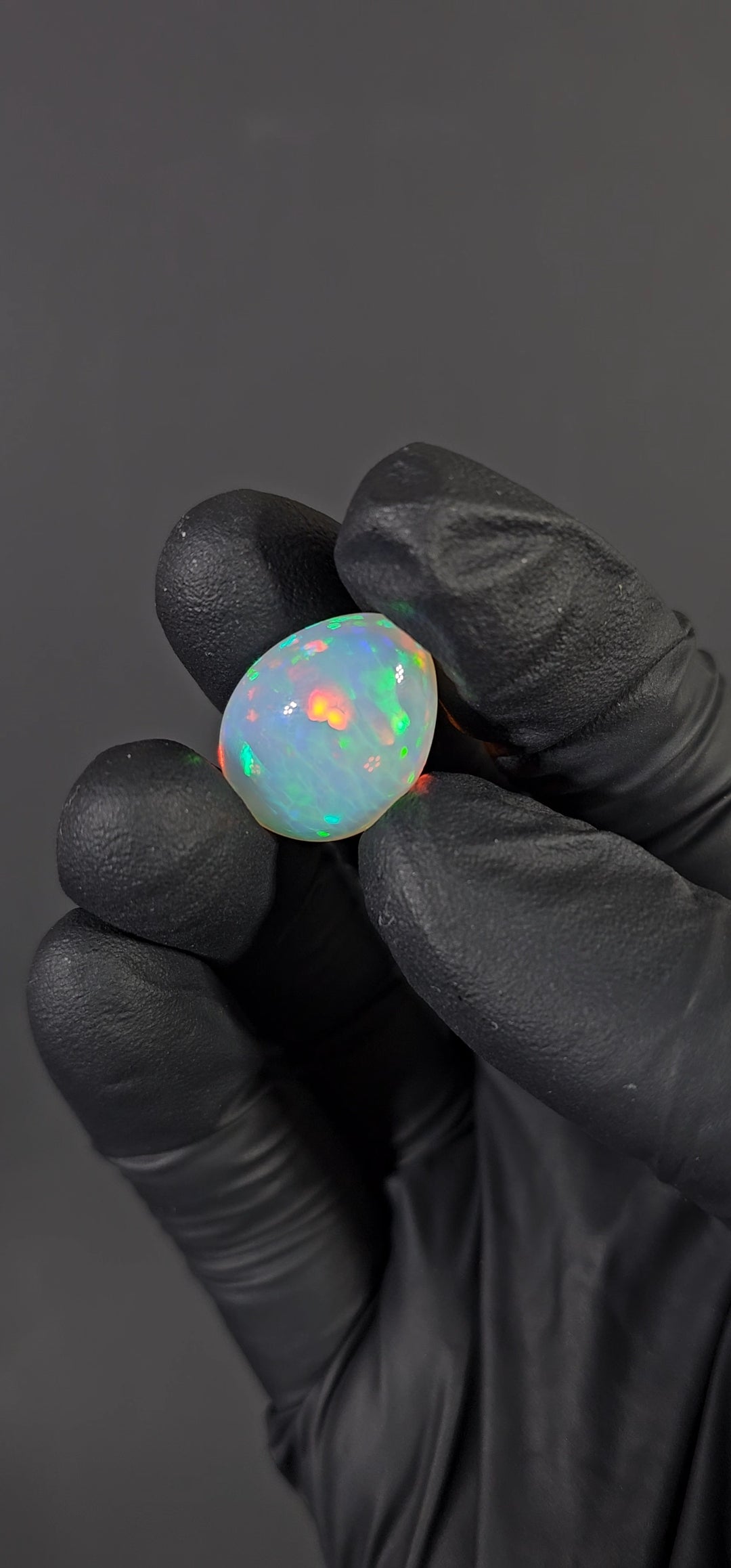 16 Carat Ethiopian Opal Cabochon – Honeycomb Pattern Multicolor Fire (20.08 × 15.83 × 11.10 mm)